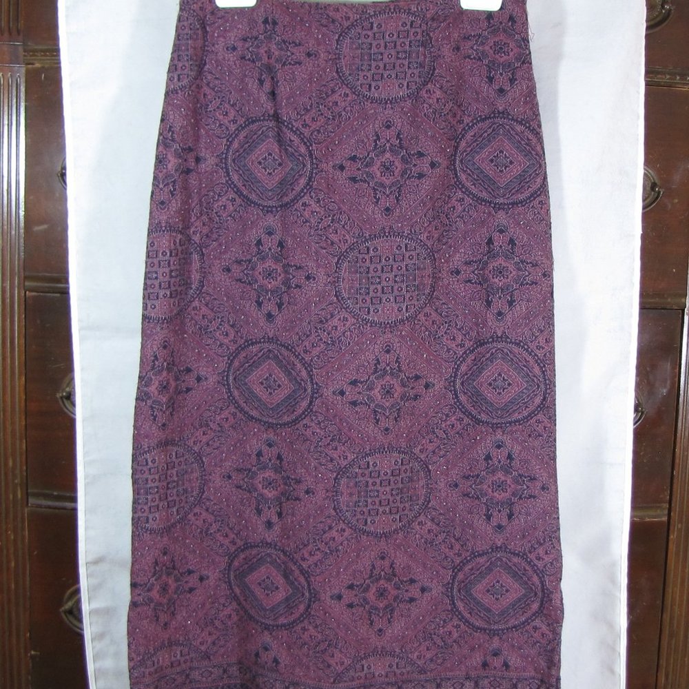 White Stag Pencil Straight Skirt Size 8 Waist 30 Hawaiian Plum  Beaded